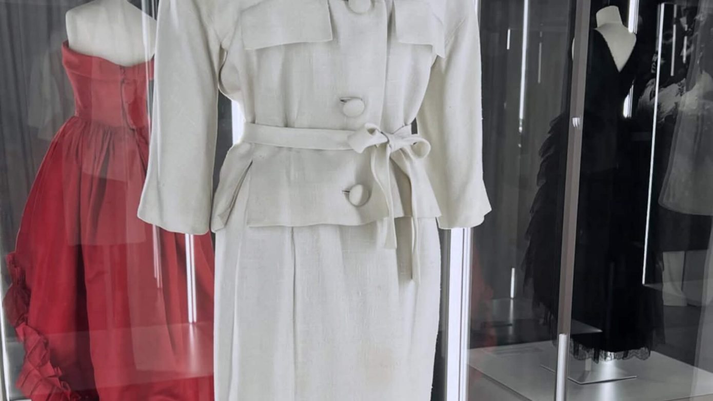 Balenciaga exhibition | Irene’s Dry Cleaning